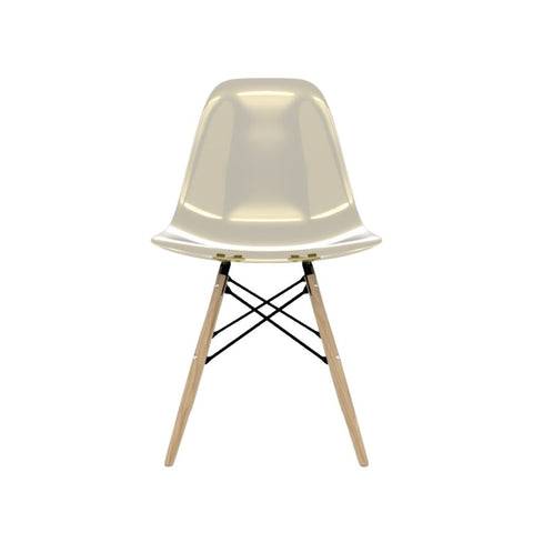 Conjunto Com 4 Cadeiras Eames Ambar Base Em Madeira - Mollie