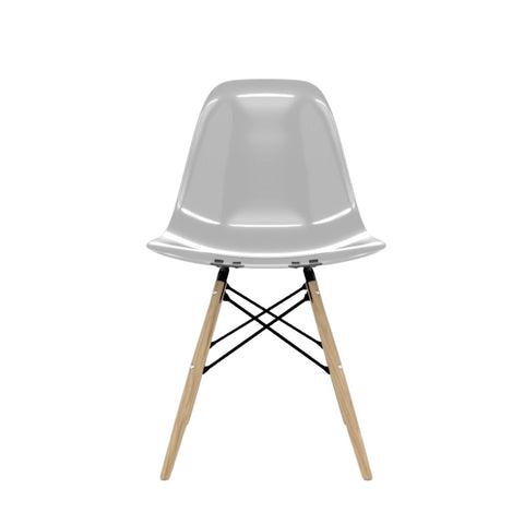 Cadeira Eames Fume Base Em Madeira - Mollie